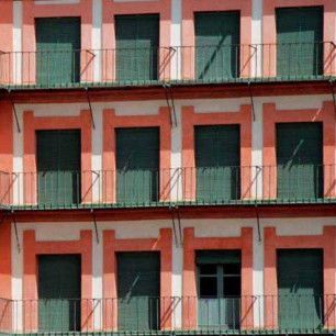 Persianas Alicantinas de madera para balcones