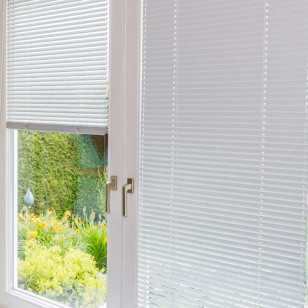Venecianas de luminio para ventanas y puertas | Mosquiteras.org