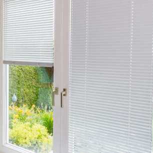 Venecianas de luminio para ventanas y puertas | Mosquiteras.org